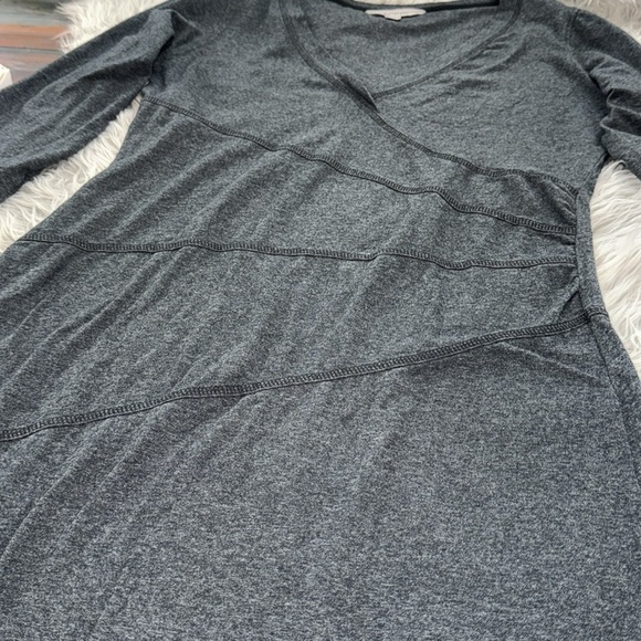 Athleta Charcoal Gray Long Sleeve Sunburst Dress Stretch Size S Heathered - Picture 3 of 12